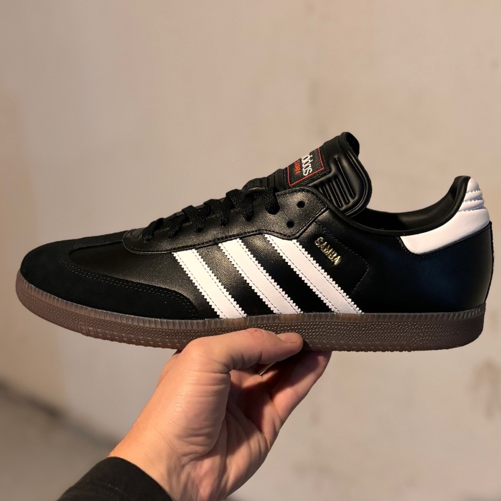 Adidas Samba Classic Indoor Soccer Shoes Black White Gum Men’s Size 11.5 NB